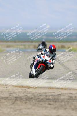 media/May-25-2025-Lets Ride (Sun) [[0ff033e448]]/B Group/1120am (Grapevine)/